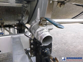 2011-burg-others-1429072-45825135