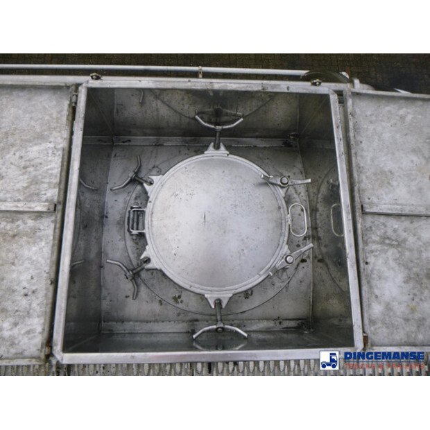 2011 BURG OTHERS-45825143