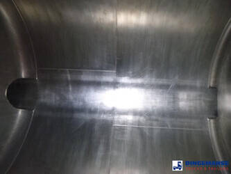 2011-burg-others-1429072-45825149