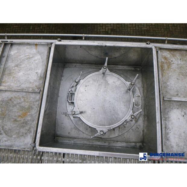 2011 BURG OTHERS-45825152