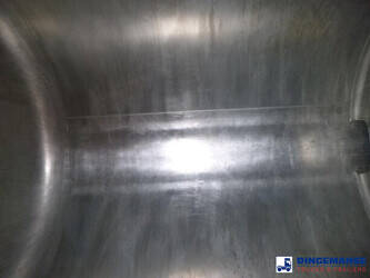 2011-burg-others-1429072-45825157