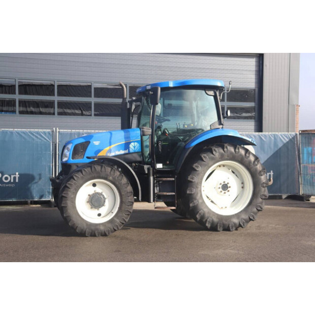 2005 نيو هولاند TS100A-45825289