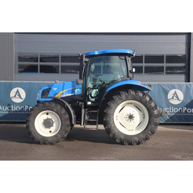 2005 نيو هولاند TS100A-45825290