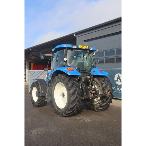 2005 نيو هولاند TS100A-45825292