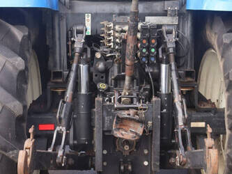 2005-new-holland-ts100a-1429077-45825306