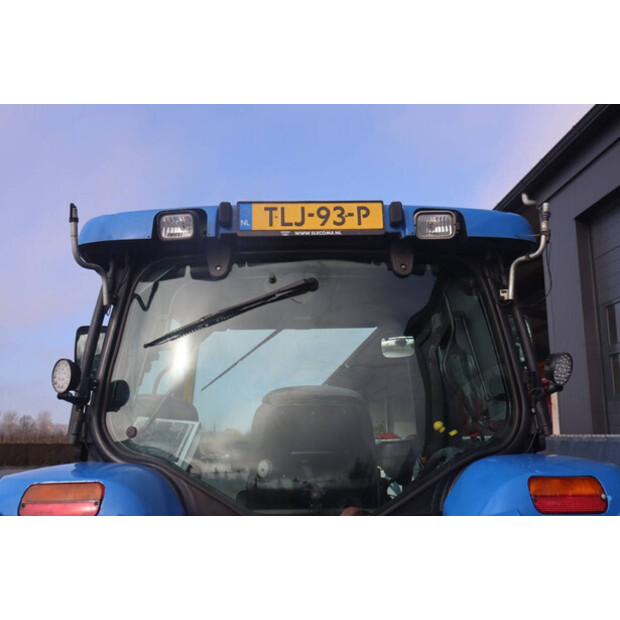 2005 نيو هولاند TS100A-45825309