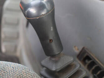 2005-new-holland-ts100a-1429077-45825317