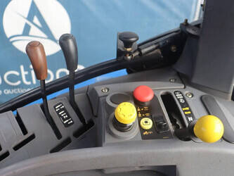 2005-new-holland-ts100a-1429077-45825320