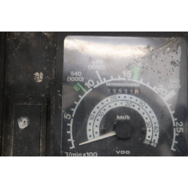 Steyr 8075A-45825527