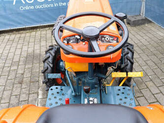 kubota-b7001-1429102-45826277