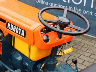 kubota-b7001-1429102-45826283