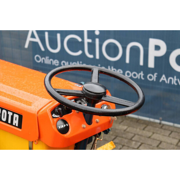 KUBOTA B7001-45826284