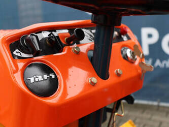 kubota-b7001-1429102-45826291