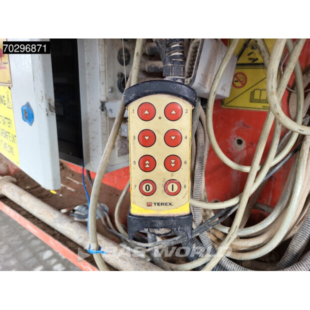 2017 Terex J-1170-45826365