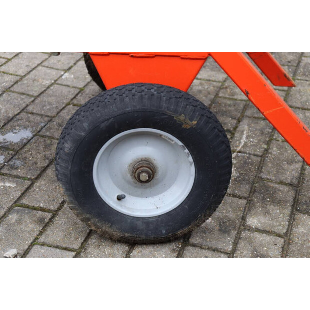 Caravaggi Cippo 10-45826387