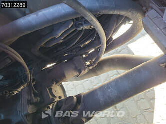 2018-iveco-stralis-310-1429115-45826702