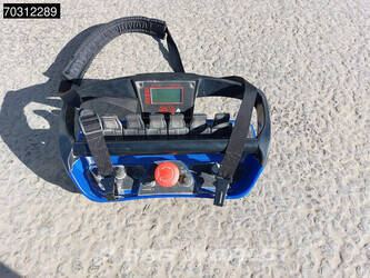 2018-iveco-stralis-310-1429115-45826712