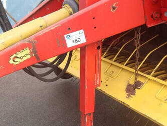 2001-new-holland-548-1429135-45827327