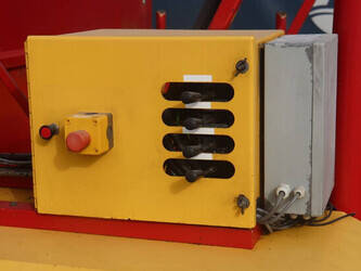 2001-new-holland-548-1429135-45827337