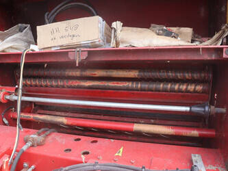 2001-new-holland-548-1429135-45827345