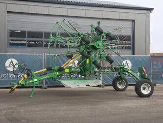 صورة ل معدات الزراعة والغابات 2020 مكهيل R 6878