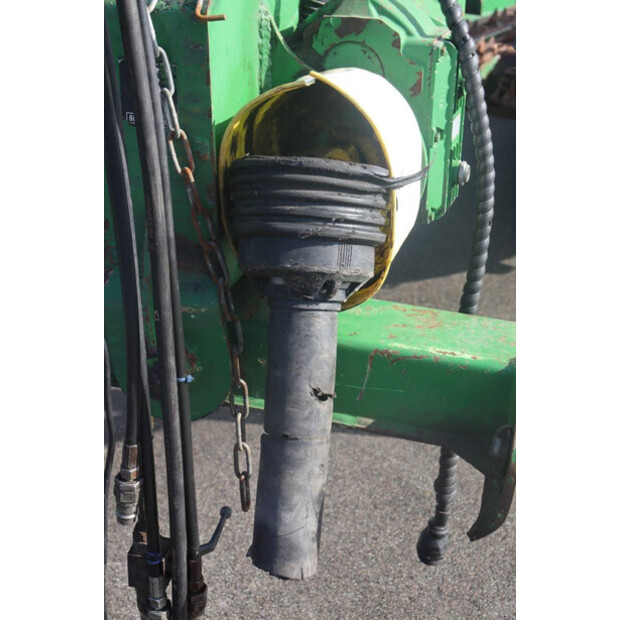 2006 مكهيل 998-45827387