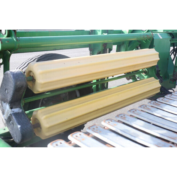 2006 مكهيل 998-45827396