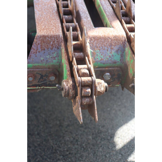 2006 مكهيل 998-45827402