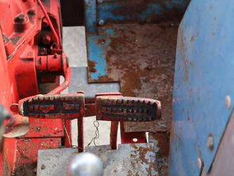 2020-david-brown-d8t-1429146-45827611