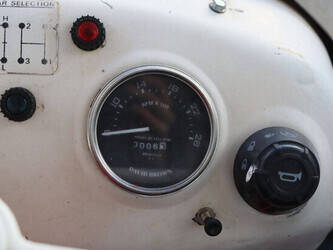 2020-david-brown-d8t-1429146-45827614