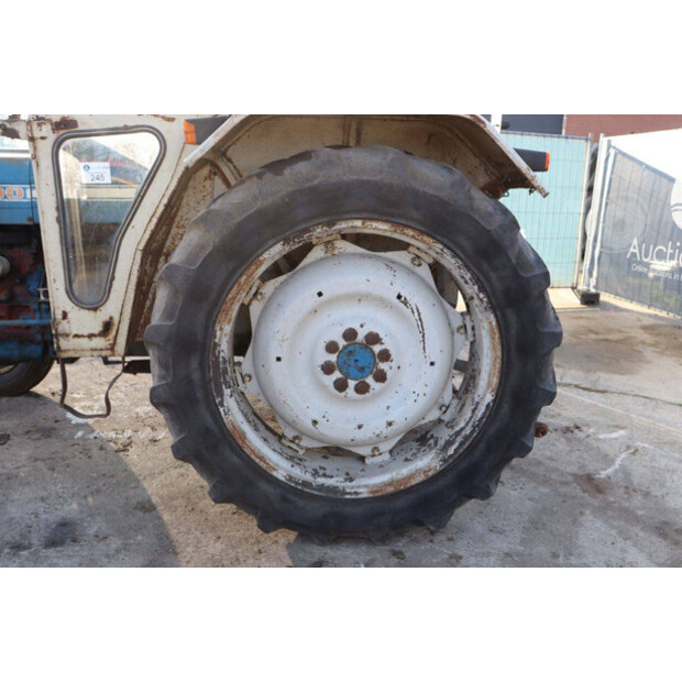 فورد 4000-45827636