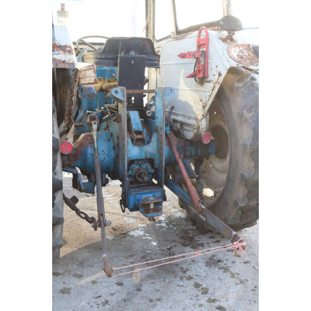 فورد 4000-45827637