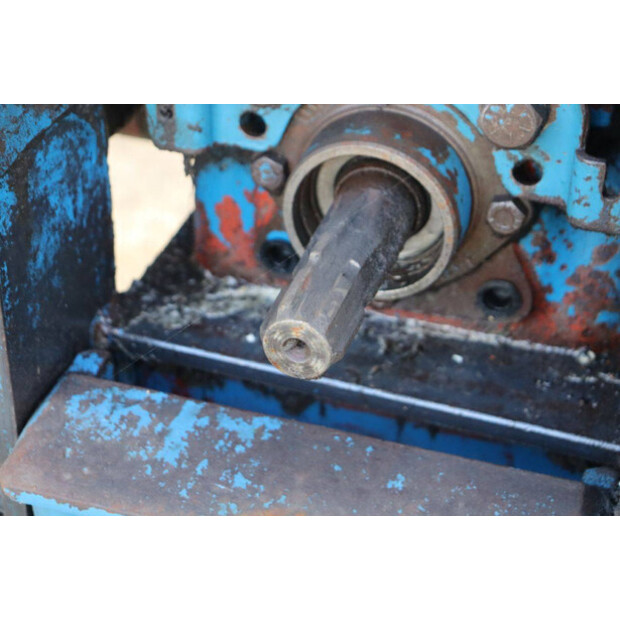 فورد 4000-45827641