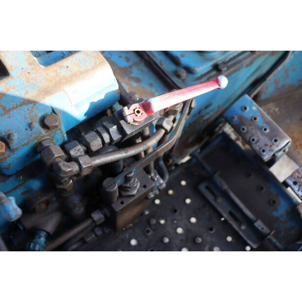 فورد 4000-45827648