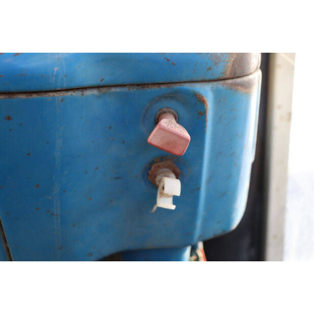 فورد 4000-45827650