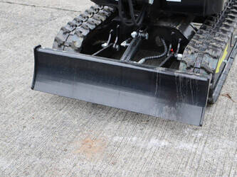 2025-vicsec-13-y-1429150-45827747