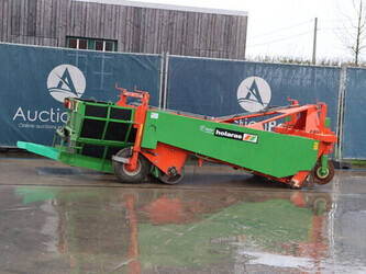 Image for HARVESTERS 2013 HOLARAS UR 135 HZ