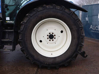 2010-new-holland-t6030-1429163-45828070