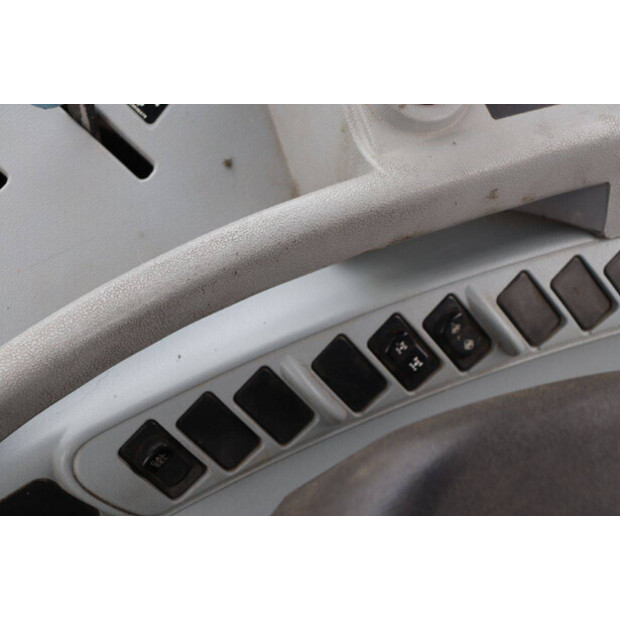 2010 New Holland T6030-45828093