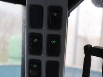 2010-new-holland-t6030-1429163-45828094