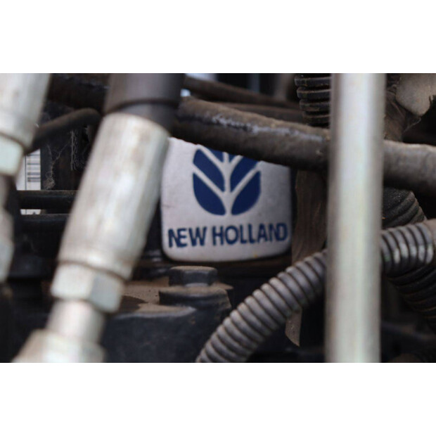 2010 New Holland T6030-45828102