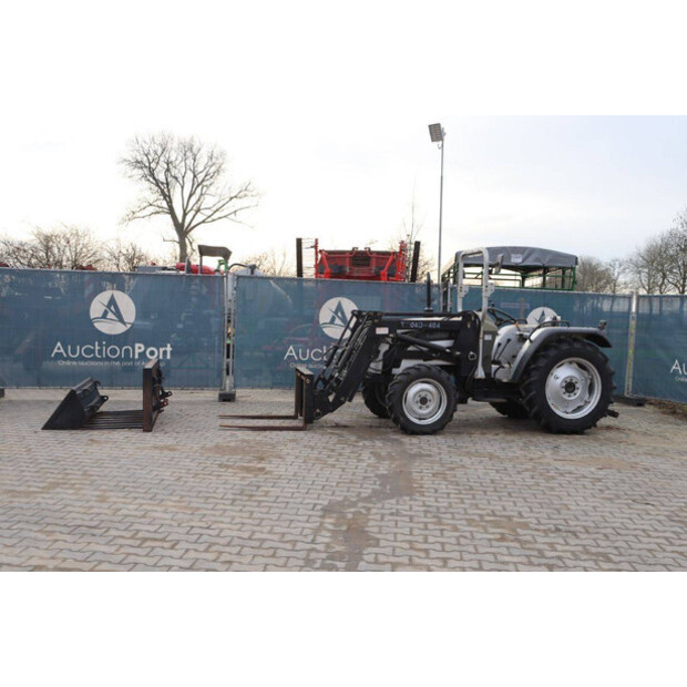 2004 Eurotrac F40-45828203