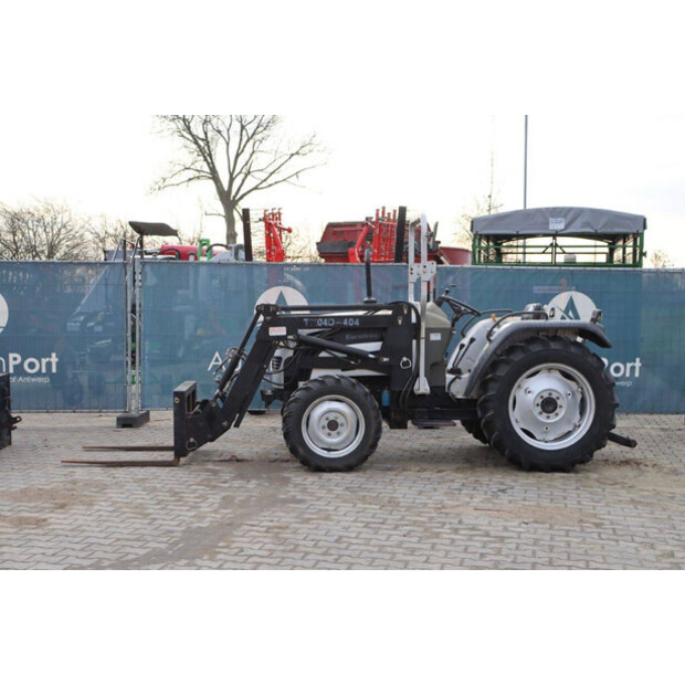 2004 Eurotrac F40-45828204