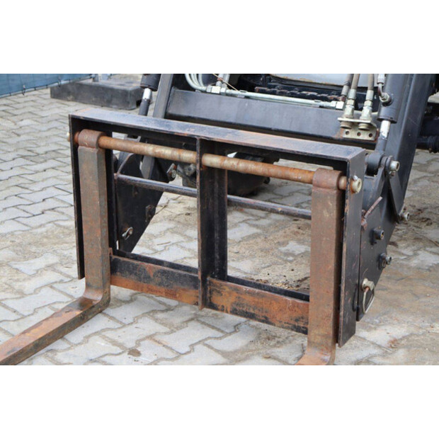 2004 Eurotrac F40-45828213