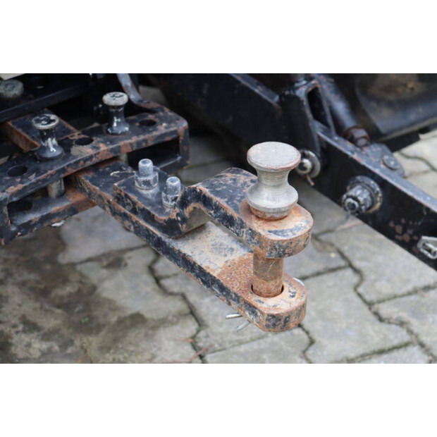 2004 Eurotrac F40-45828225