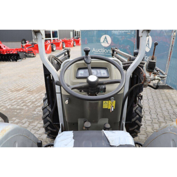 2004 Eurotrac F40-45828230