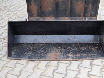 2004-eurotrac-f40-1429167-45828253