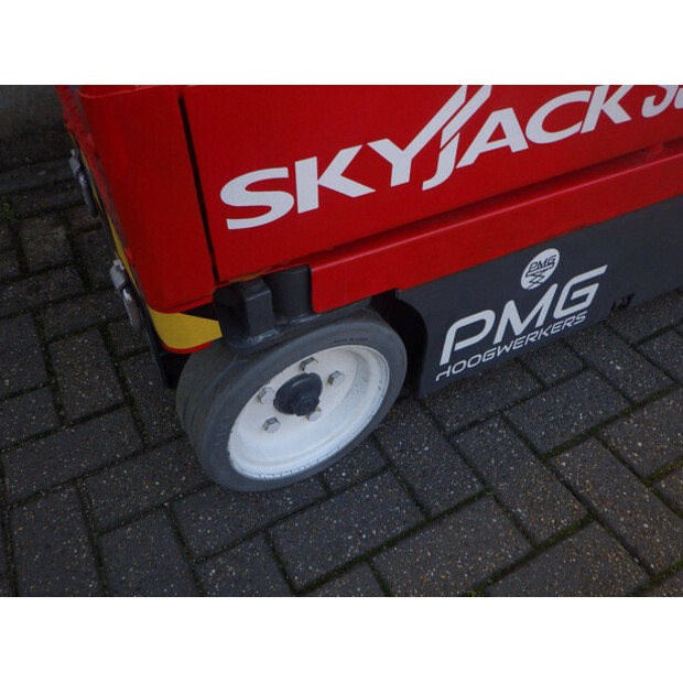 2016 SkyJack SJ12-45828271