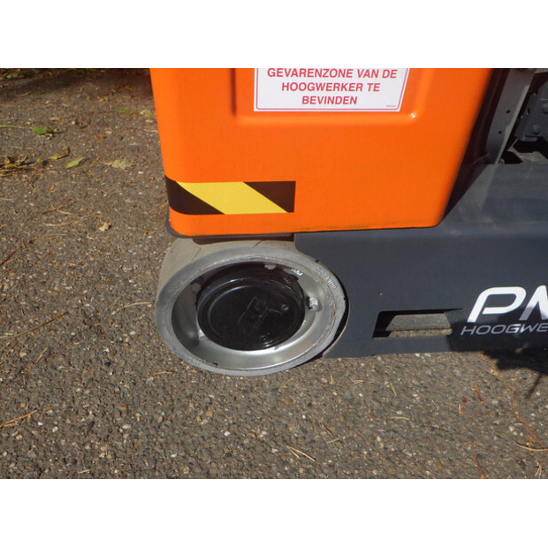 2016 جيه ال جي 20MVL-45828311