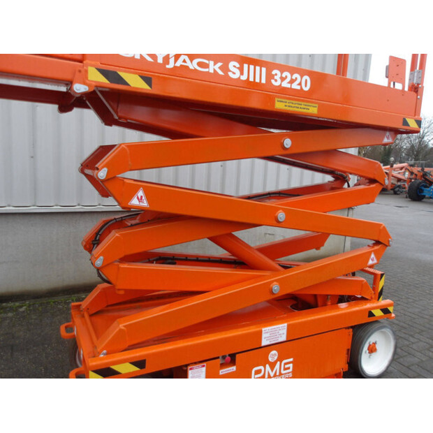 2015 SkyJack SJ3220-45828322